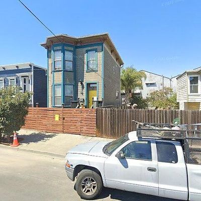 929 Pine St, Oakland, CA 94607