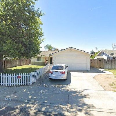 984 W Ashcroft Ave, Clovis, CA 93612