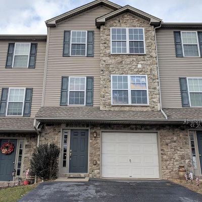 855 Rachel Dr, York, PA 17404