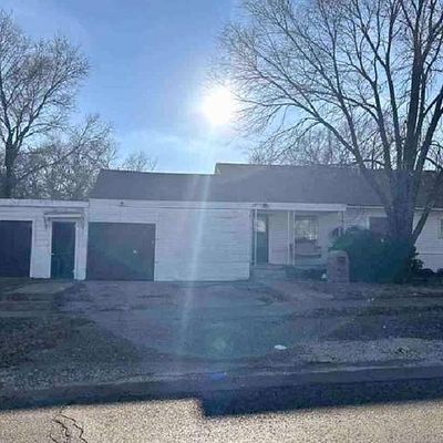 101 W Avenue J, Muleshoe, TX 79347