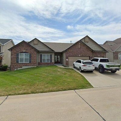 1016 Briley St, Saint Peters, MO 63376