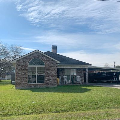 104 Billis St, Breaux Bridge, LA 70517