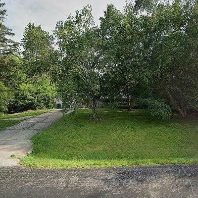 N80 W15821 Rainbow Dr, Menomonee Falls, WI 53051