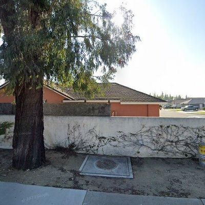 11701 Vale Vista Dr, Fontana, CA 92337