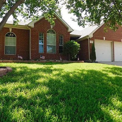 1205 Westridge Dr, Mansfield, TX 76063