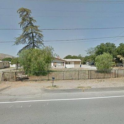 11002 Locust Ave, Bloomington, CA 92316