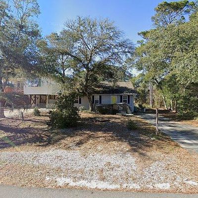 111 Nw 25th Street Oak Island, Island, NC 28465