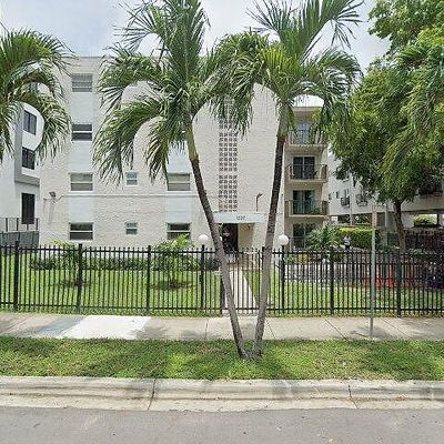 1337 Nw 1 St St #2, Miami, FL 33125