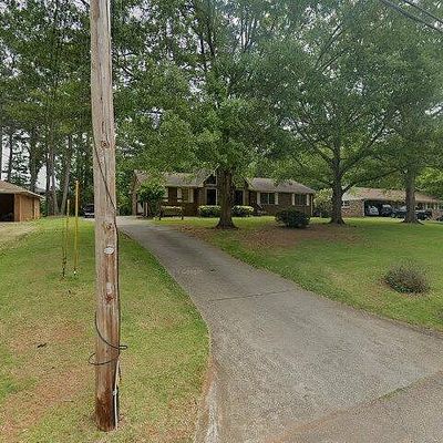 1404 Oakview Dr, Griffin, GA 30223