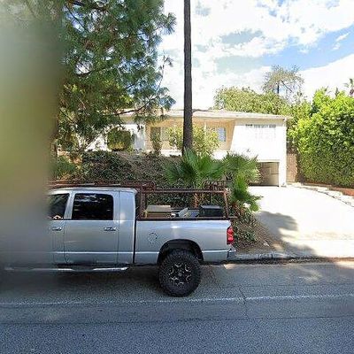 1451 E Mountain St, Glendale, CA 91207