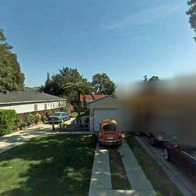 1718 Santa Paula Pl, Glendale, CA 91208