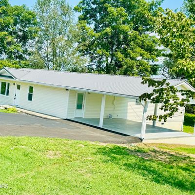 1719 Brooks St, Tazewell, TN 37879