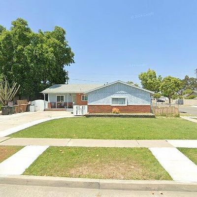 1501 W Woodcrest Ave, Fullerton, CA 92833