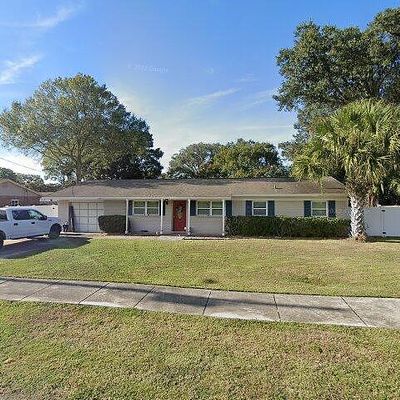 1504 W Palm Cir, Valrico, FL 33596