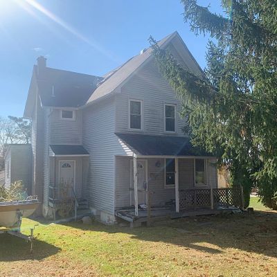 19 Chestnut St, Mountain Top, PA 18707