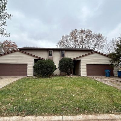 2 Sarpy Rd, Belleville, IL 62221