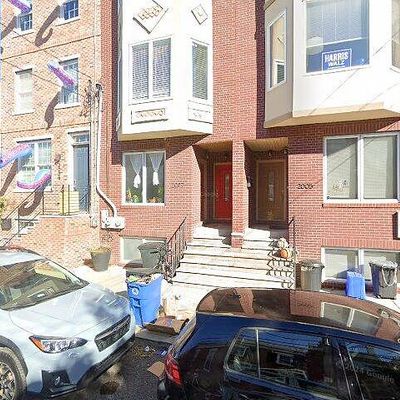 2007 Carpenter St, Philadelphia, PA 19146