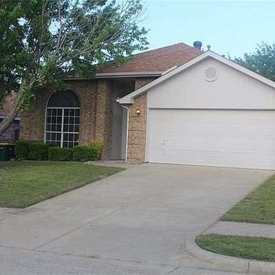 203 Cain Dr, Cedar Hill, TX 75104