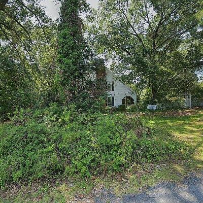 1756 Tyndall Point Rd, Gloucester Point, VA 23062