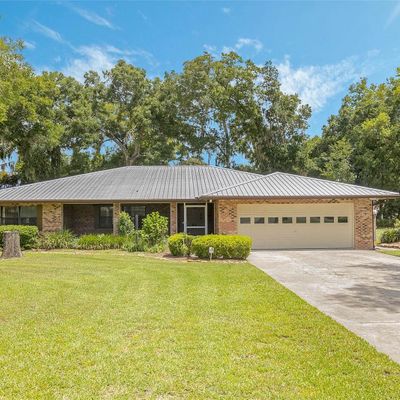 17819 Palm St, Umatilla, FL 32784