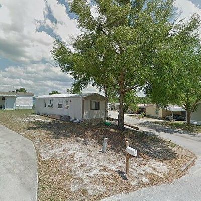 18 Manatee St, Sorrento, FL 32776