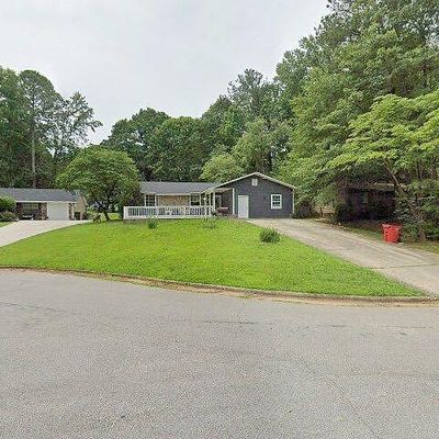 185 Lexington Ct, Riverdale, GA 30274