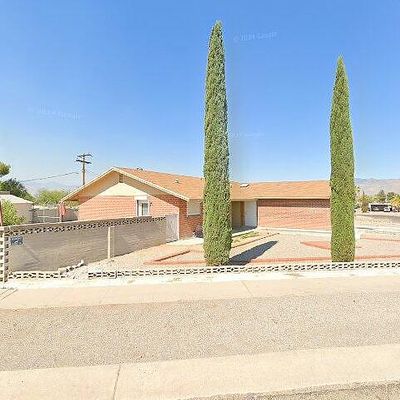 2231 S Marc Dr, Tucson, AZ 85710