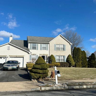 23 Dogwood Ct, Cliffwood, NJ 07721