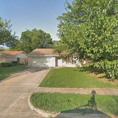 2410 Suffolk Ln, Lancaster, TX 75134