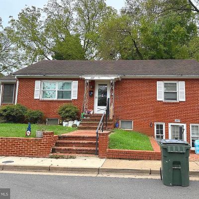 207 W Chandler St, Culpeper, VA 22701