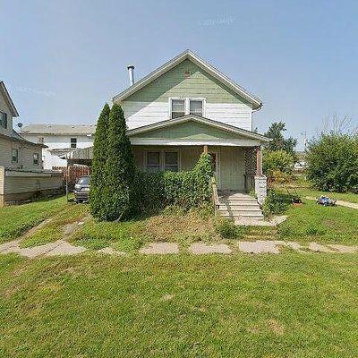 209 S 5 Th Ave, Marshalltown, IA 50158