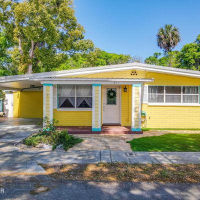 211 Marshall St, New Smyrna Beach, FL 32168