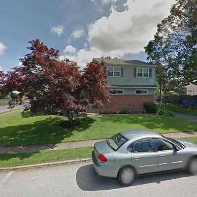 2803 Crozer St, Brookhaven, PA 19015