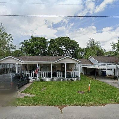 2922 Western Ave, West Orange, TX 77630