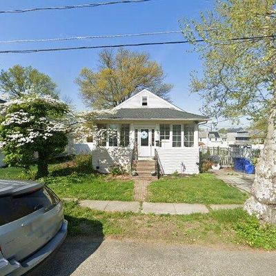 26 S Walnut Ave, Maple Shade, NJ 08052