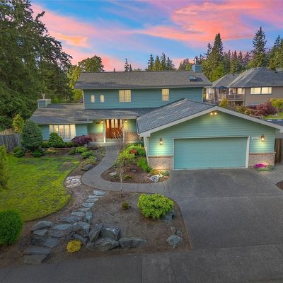 3203 Iowa Dr, Bellingham, WA 98229