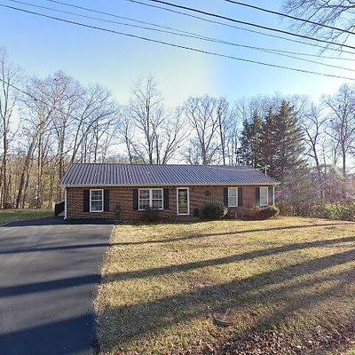 331 Evergreen St, Church Hill, TN 37642