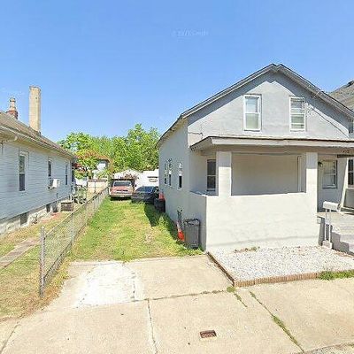 337 W Buck St, Paulsboro, NJ 08066