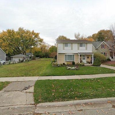 3408 Starr Rd, Royal Oak, MI 48073