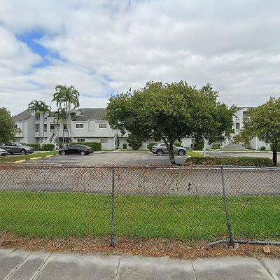 3409 Nw 44th St, Lauderdale Lakes, FL 33309