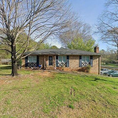 302 Blackberry Ln Se, Lindale, GA 30147