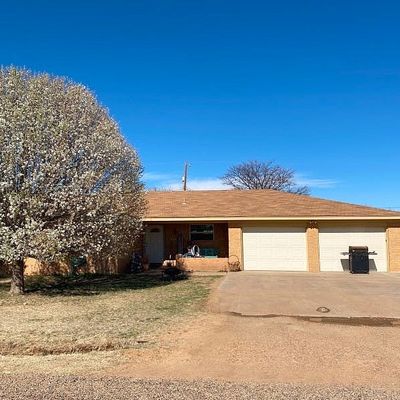 303 Folsom St, Fritch, TX 79036