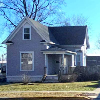 305 E Hanover St, New Baden, IL 62265