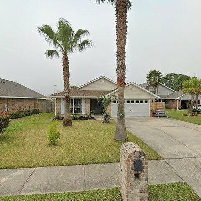 3069 Illinois Pl, Gulf Breeze, FL 32563