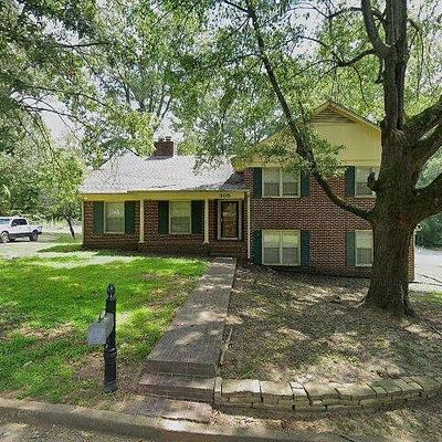 308 Forest St, Greenfield, TN 38230