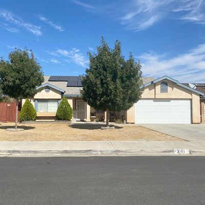 3101 Echo Dr, Rosamond, CA 93560