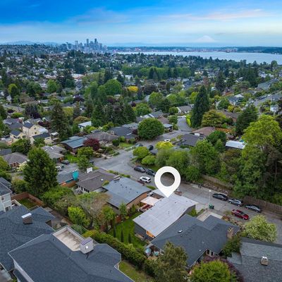 3710 W Armour Pl, Seattle, WA 98199