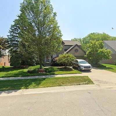 3927 Briarbrooke Ln, Oakland Township, MI 48306