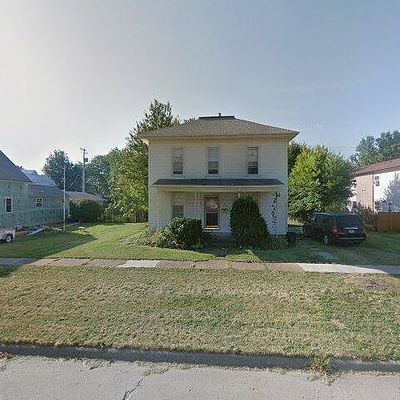 404 W Briggs Ave, Fairfield, IA 52556