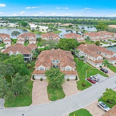 3569 Windjammer Cir, Naples, FL 34112